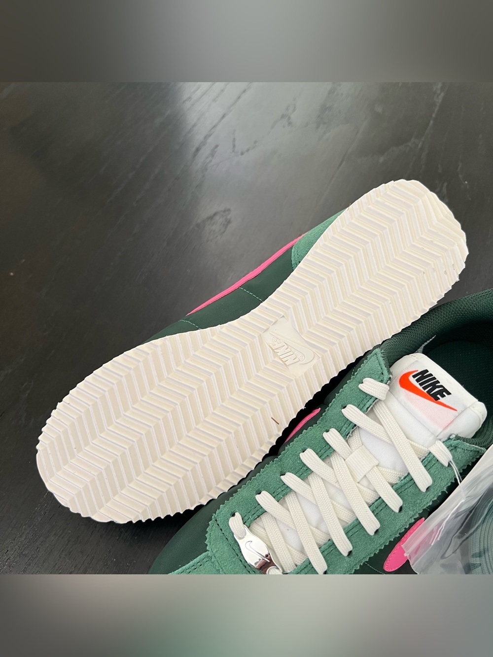 ✔️New✔️ NIKE Cortez 'Fir Pinksicle' - Picture 4 of 9
